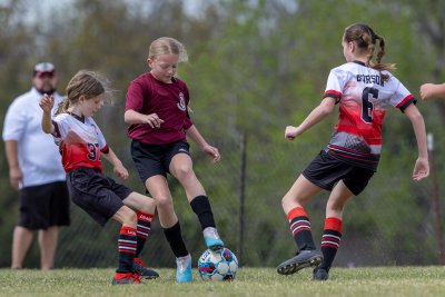 040624TDPHOTO_Blakely_Soccer_0320.JPG